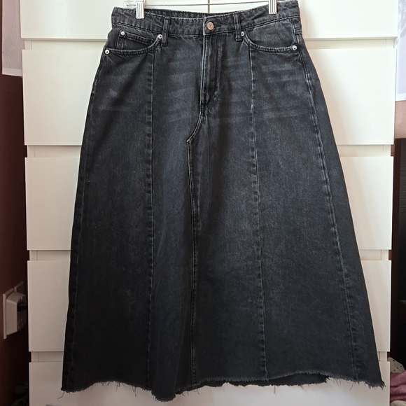 H&M Denim Midi Skirt - Picture 1 of 4